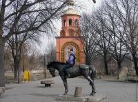 Конь у 700-летнего запорожского дуба